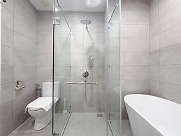 Dorsett Waterfront Subang by Manhattan