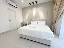 Dorsett Waterfront Subang by Manhattan