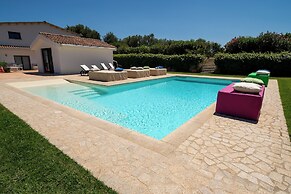 Hotiday Elite Suites Porto Rotondo