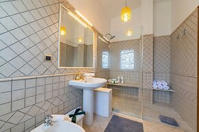 Hotiday Elite Suites Porto Rotondo