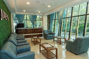 Jovens Central Hotel