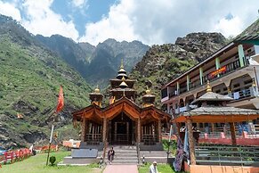 Yamunotri Cottages