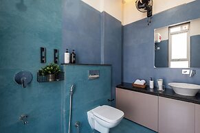 ELIVAAS White House 7BHK Villa