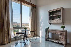 ELIVAAS White House 7BHK Villa