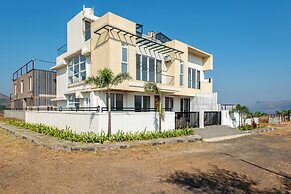 ELIVAAS White House 7BHK Villa