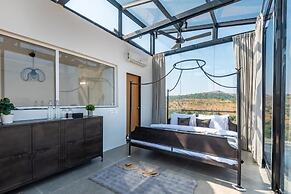 ELIVAAS White House 7BHK Villa