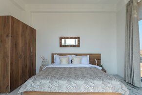 ELIVAAS White House 7BHK Villa