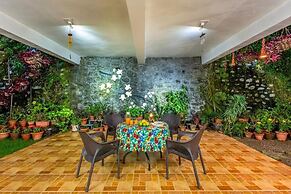 ELIVAAS Lakeview Manor 3-BHK Luxurious