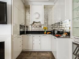 The Eleven by Fragola Apartments