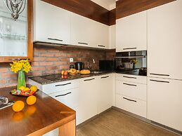 The Eleven by Fragola Apartments