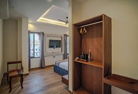 UDAISA - The Luxury Art