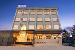 Keys Select by Lemon Tree Hotel Amritsar