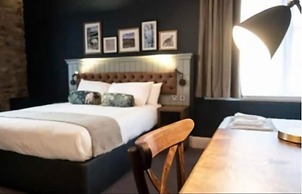 hotel moon residency