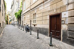 Viale Calascione 7