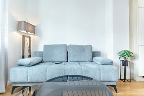 Chic 1BR with 1LV Apt In Central Vienna