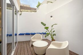 GRA A Terrace by Homing