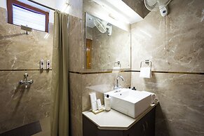 Alaya Stays Farm Naturelle Serene 3-BHK