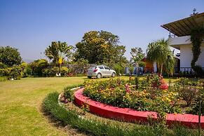 Alaya Stays Farm Naturelle Serene 3-BHK