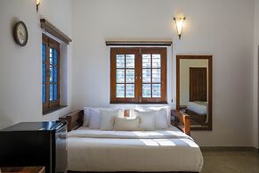 Alaya Stays Farm Naturelle Serene 3-BHK