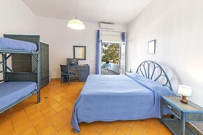 Hotel Bristol