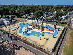 Zeeland Glamping Lodge for 2