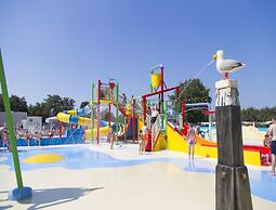 Zeeland Glamping Lodge for 2