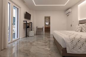 Lena Suites Sorrento
