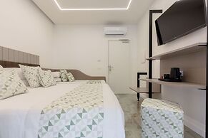 Lena Suites Sorrento