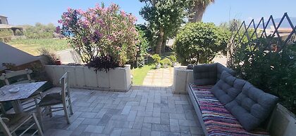 Tsiamis Sea Sun Suite - Homely Retreat