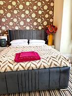 The Carlton Hotel