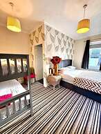 The Carlton Hotel