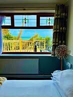 The Carlton Hotel