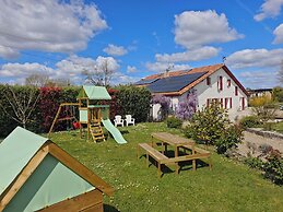 LE PETIT LANDAIS