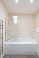 Sevenstay Plus - 60 Old Hall Street