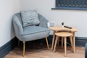 Sevenstay Plus - 60 Old Hall Street