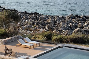 Alkyon Seaside Studios
