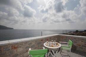 Alkyon Seaside Studios