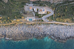 Alkyon Seaside Studios