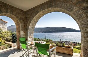 Alkyon Seaside Studios