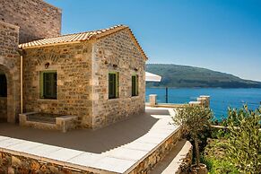 Alkyon Seaside Studios