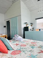 Coral Wing Casitas