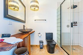 Coral Wing Casitas