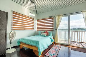 Coral Wing Casitas