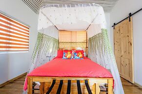 Coral Wing Casitas