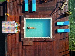 Coral Wing Casitas