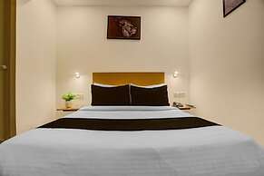 Townhouse Mumfordganj APS Inn