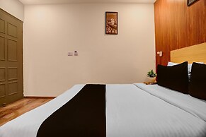 Townhouse Mumfordganj APS Inn