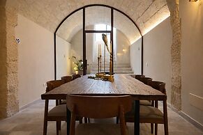 CAVA Urban Relais