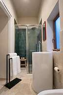 CAVA Urban Relais