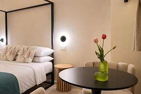 CAVA Urban Relais